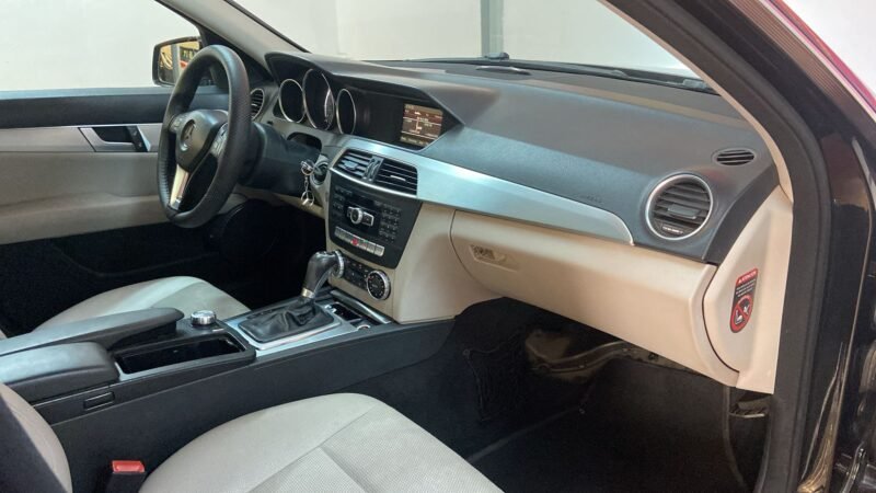 MERCEDES-BENZ CLASE C 220 CDI BE AVANTGARDE