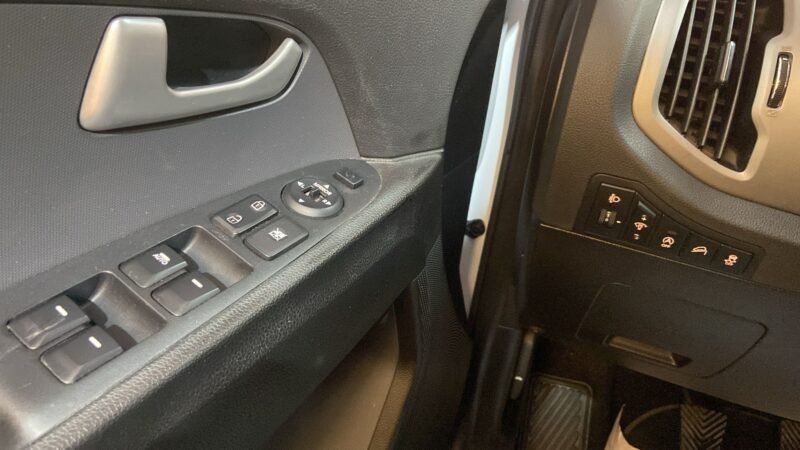 KIA SPORTAGE 1.7 CRDI DRIVE PLUS 4X2