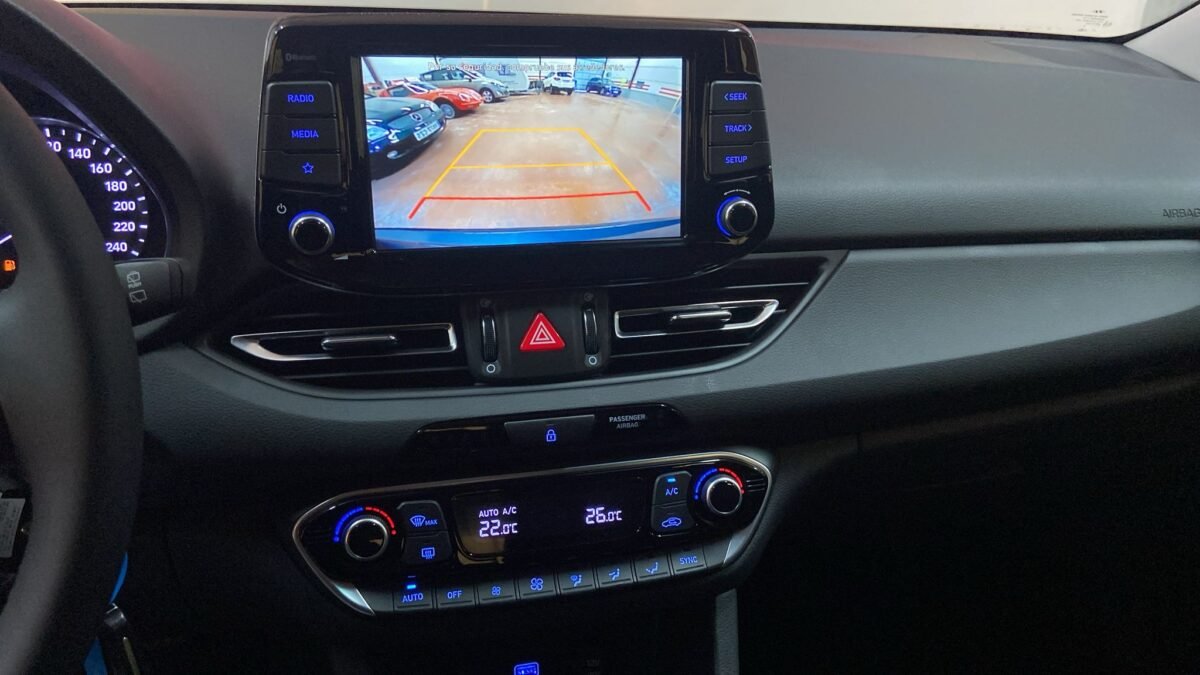 HYUNDAI i30 1.0 TGDI KLASS MILD-HYBRID