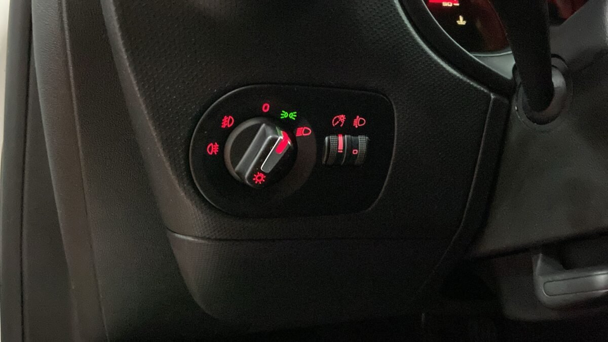 SEAT LEON 1.6 TDI ECOMOTIVE
