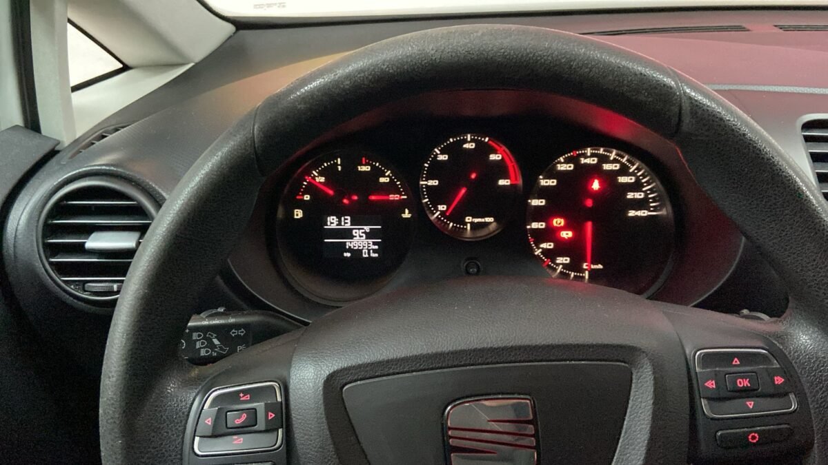 SEAT LEON 1.6 TDI ECOMOTIVE