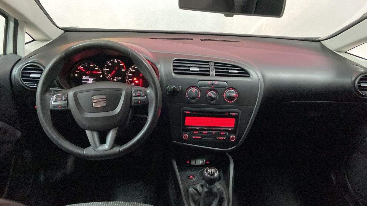 SEAT LEON 1.6 TDI ECOMOTIVE