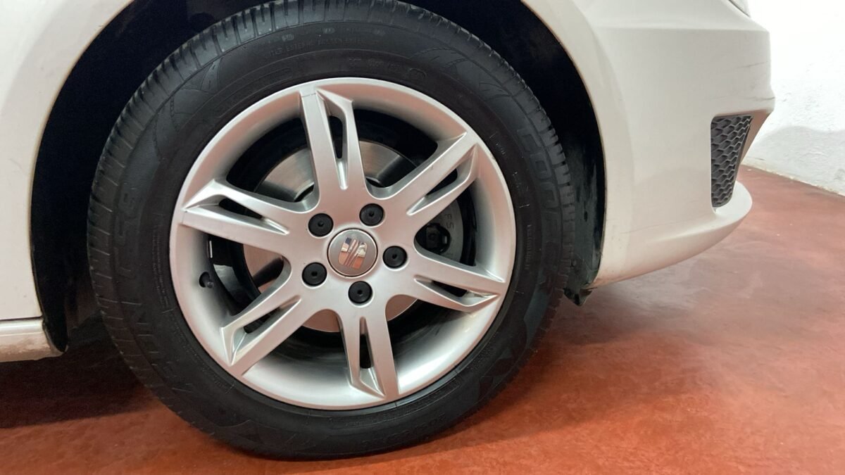 SEAT LEON 1.6 TDI ECOMOTIVE